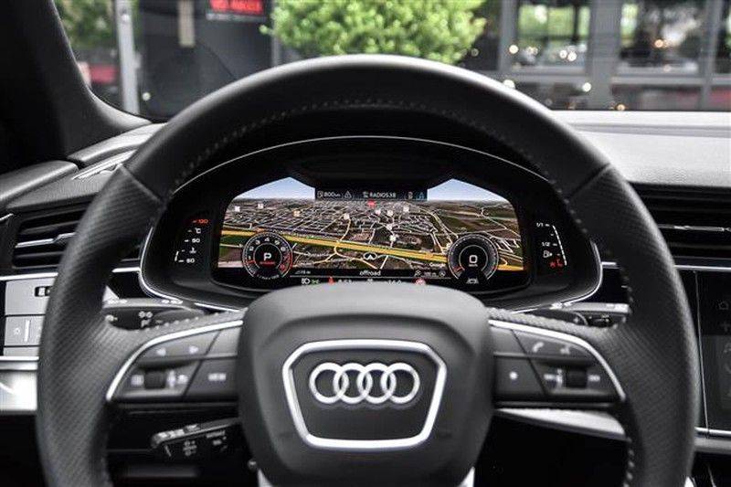 Audi Q8 55 TFSI S-LINE+23INCH+PANO.DAK+360CAM+BLACKLOOK afbeelding 7