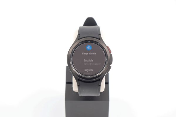 SAMSUNG Galaxy Watch4 Classic 