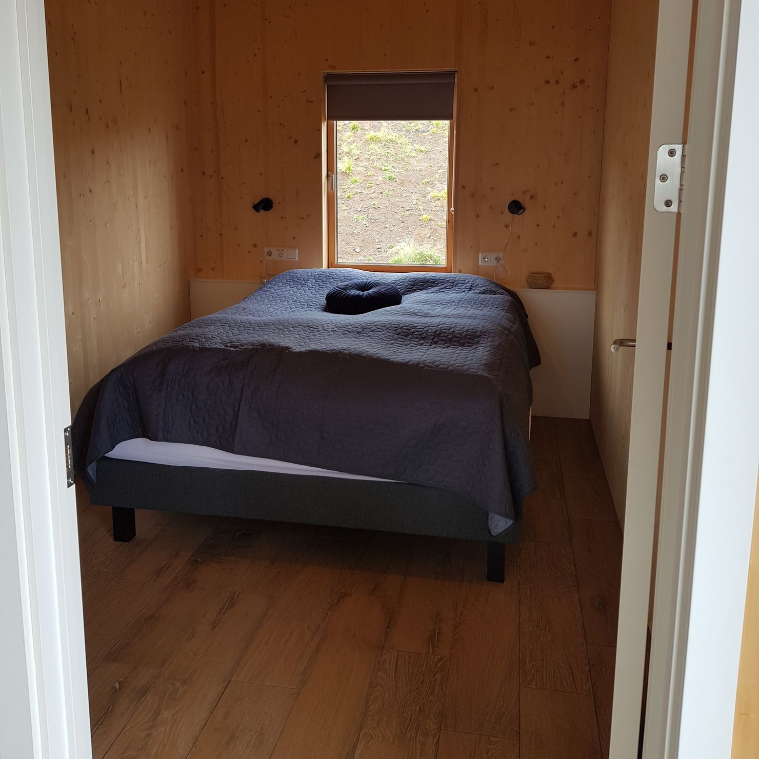 Small bedroom with double bed