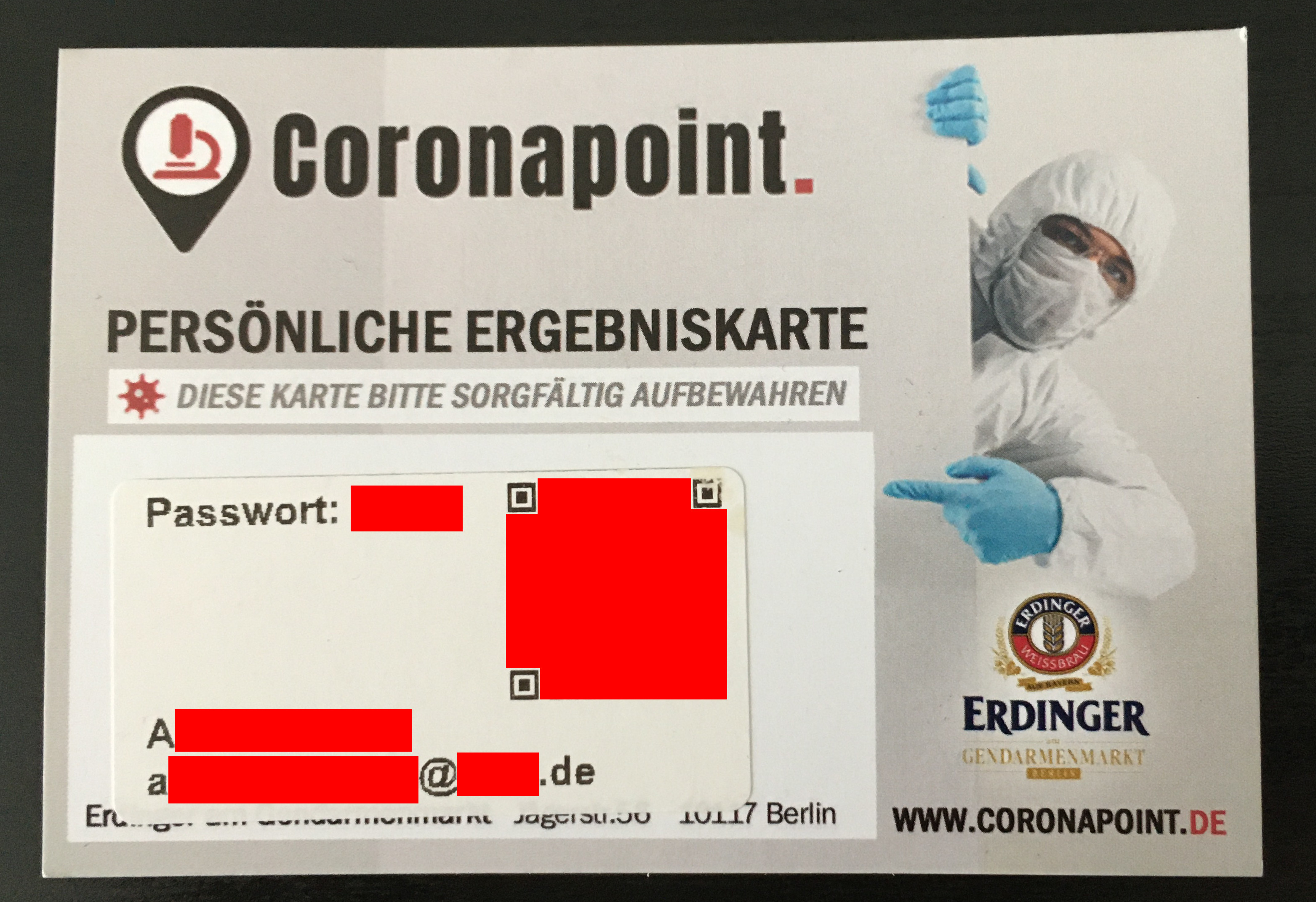 Foto des Pappkärtchens