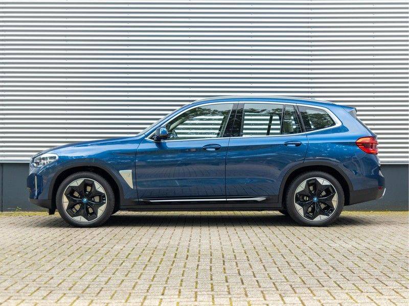 BMW iX3 High Executive - Direct Beschikbaar! afbeelding 6