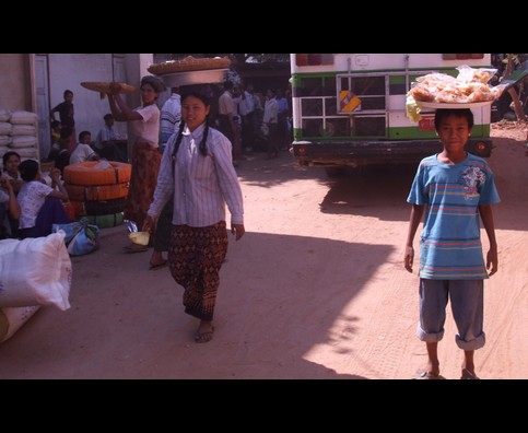 Burma Pyay Bus 18