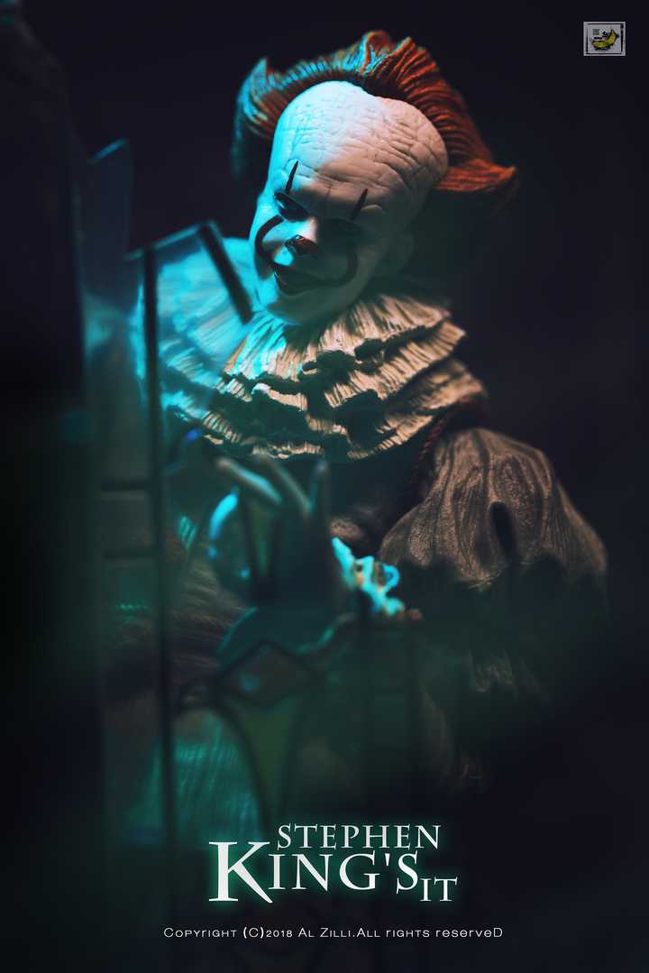 It Ultimate Pennywise Dancing Clown