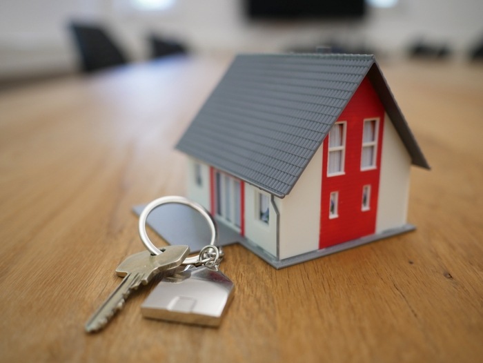 4 Tips to Buy a House in UK