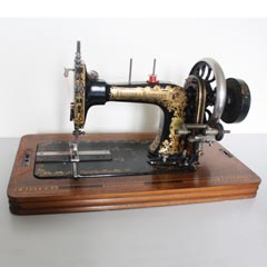 Photo Gallery Of Antique Sewing Machines