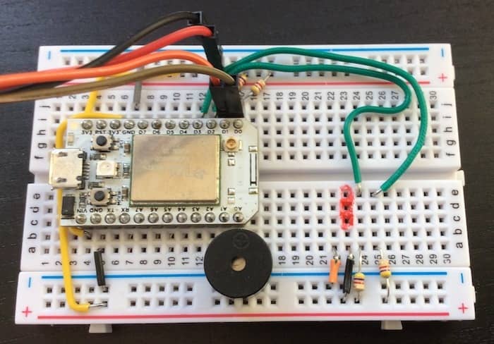 First version of the circuit on a breadboard. Only difference with the final version: I eventually used one pin for both the temperature sensors (see the previous diagram).