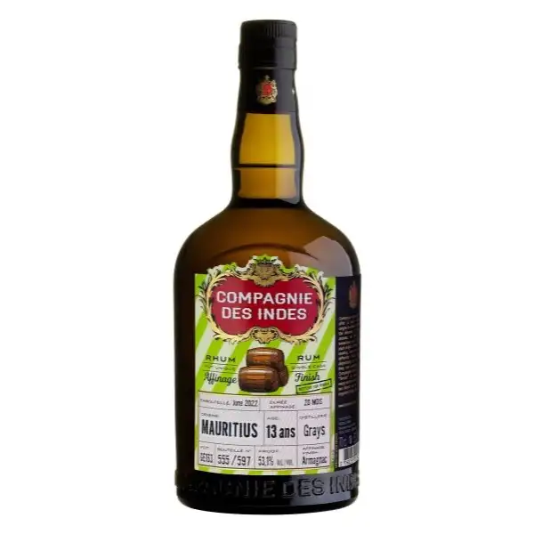 Image of the front of the bottle of the rum Mauritius (Perola)