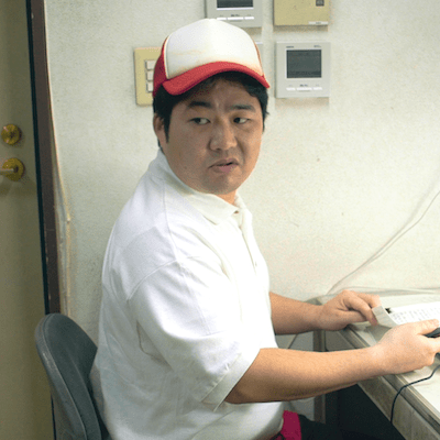 用松 亮