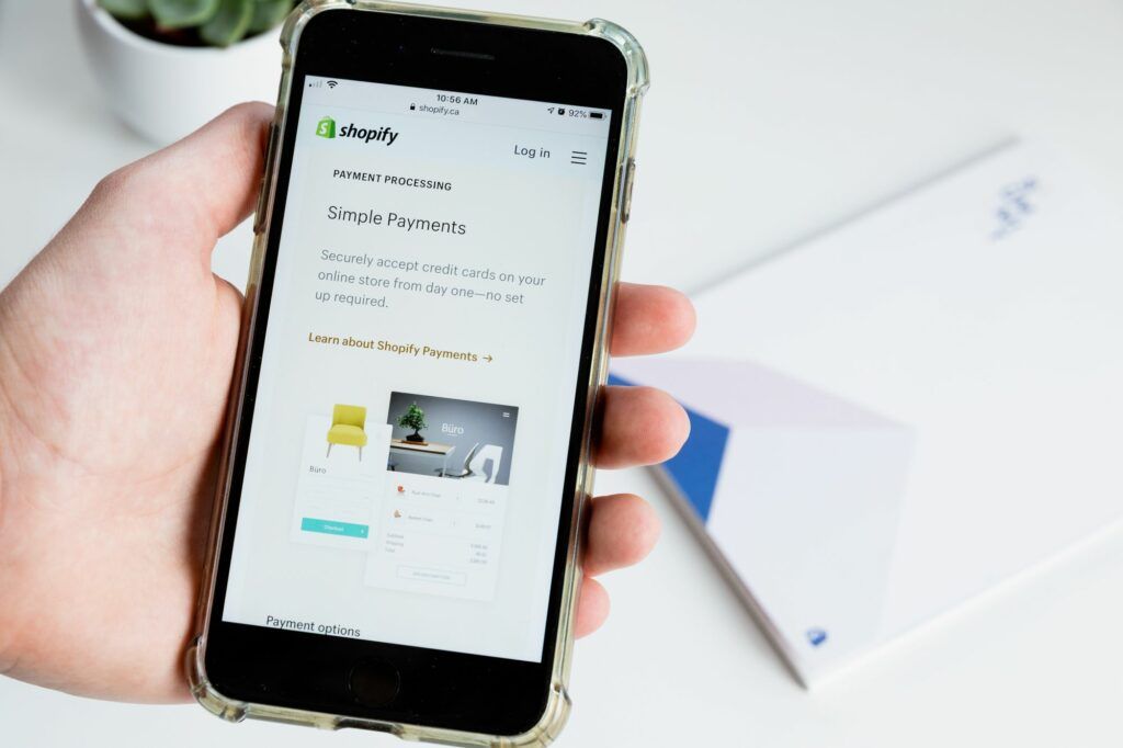 Shopify ecommerce mobile