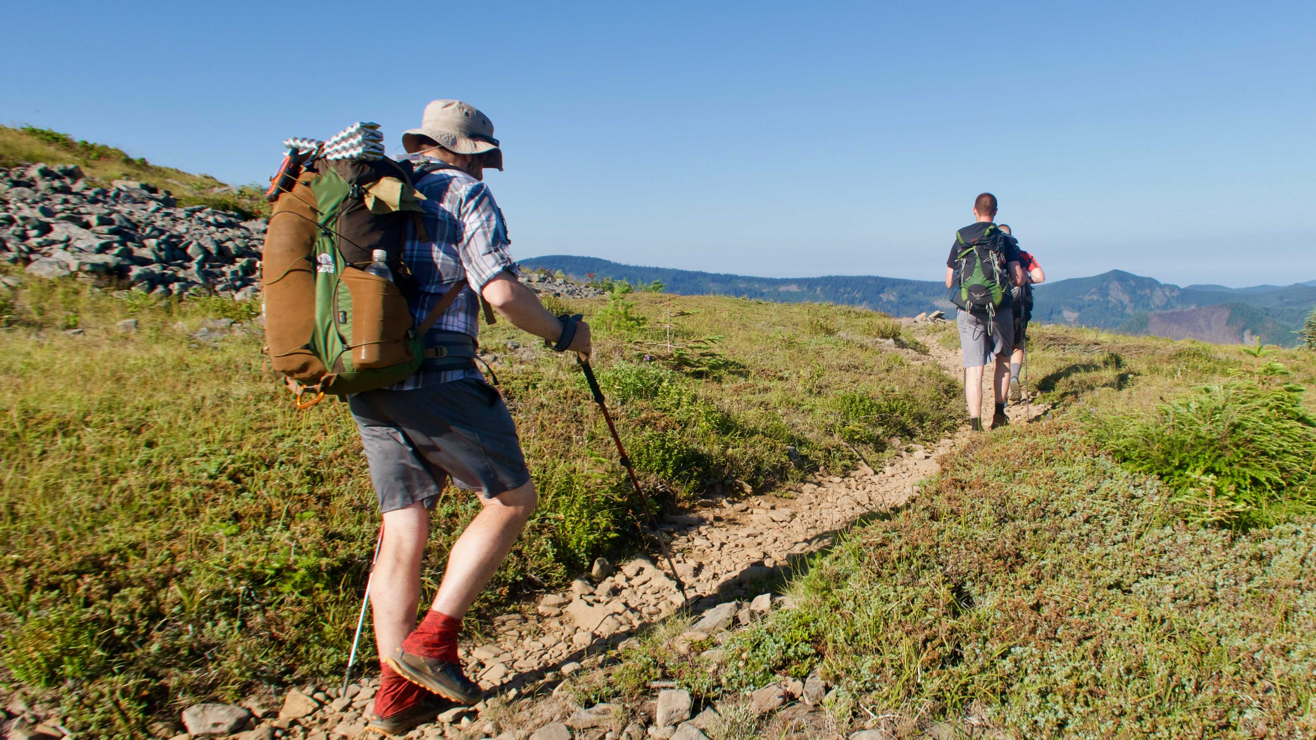 PCT 2019: Day 90, Wahtum Lake to Muddy Fork | Hike with Gravity