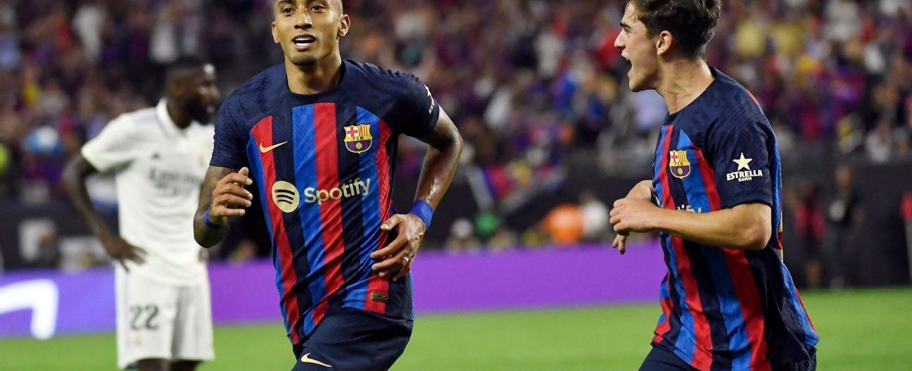 Barcelona is ready to sell Rafinha at the end of the season