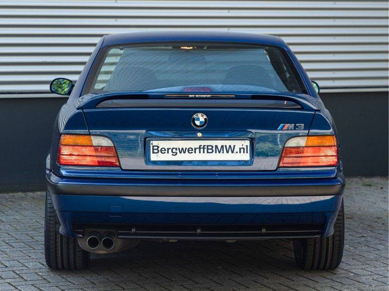 BMW 3 Serie Coupe M3 3.0 - 1st Owner - 1st Paint - ''Like New'' afbeelding 5