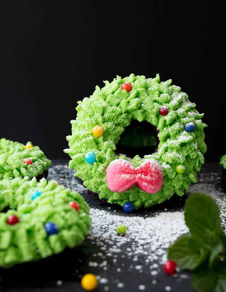 Vegan Wreath Donut Cakes