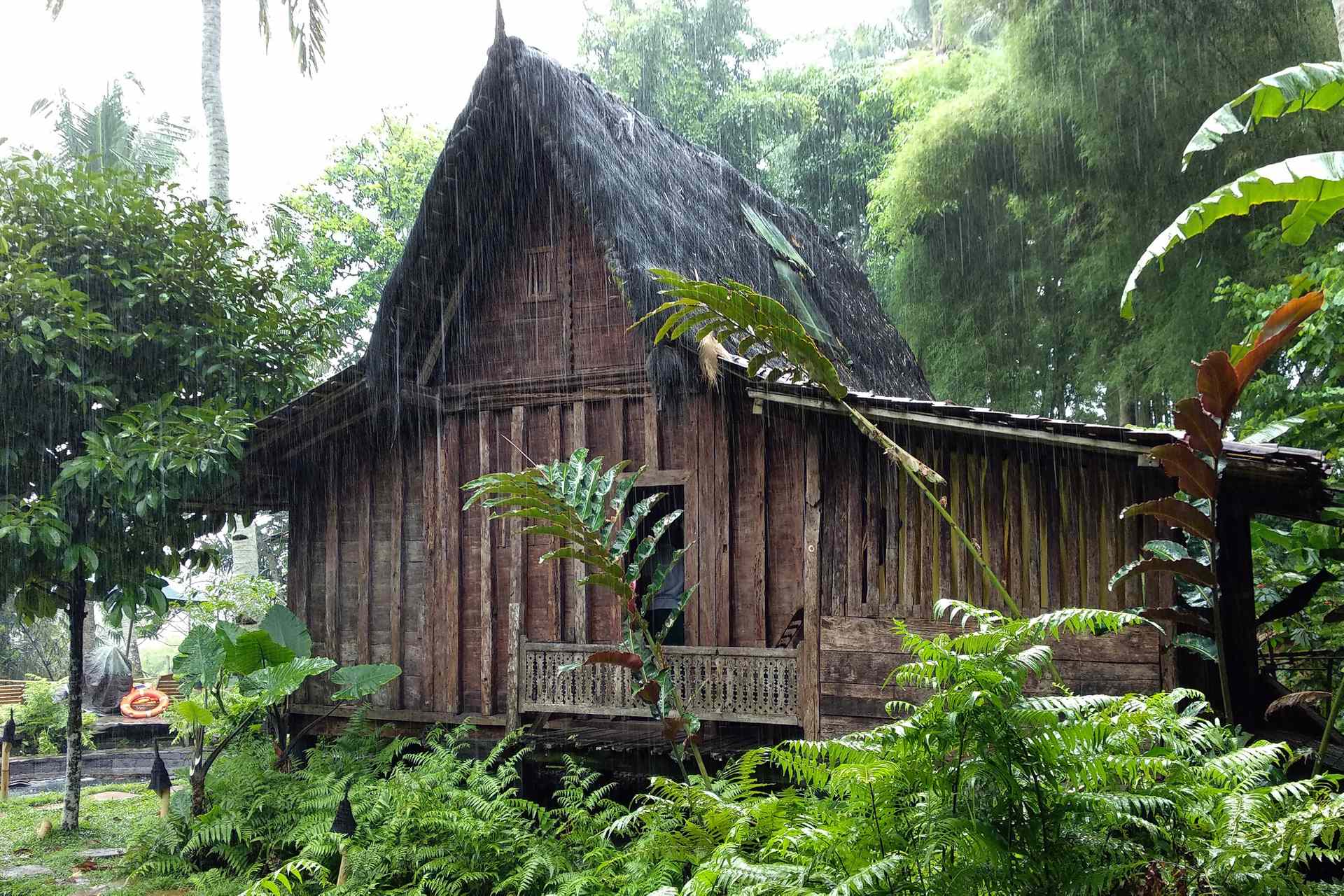 Antique Javanese bridal home. Photo by Rokma