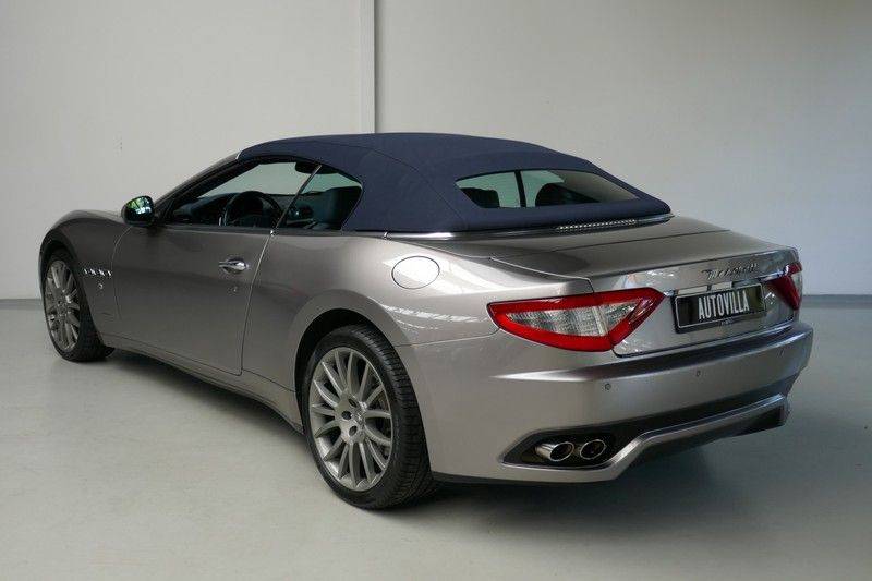 Maserati GranCabrio 4.7 afbeelding 13