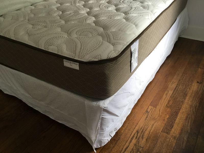 hampton and rhodes 550 plush mattress price