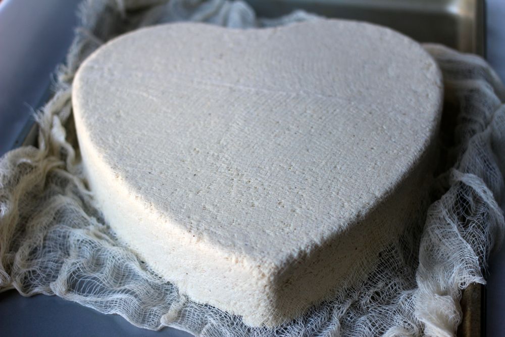 tofu and stuffing with cheesecloth