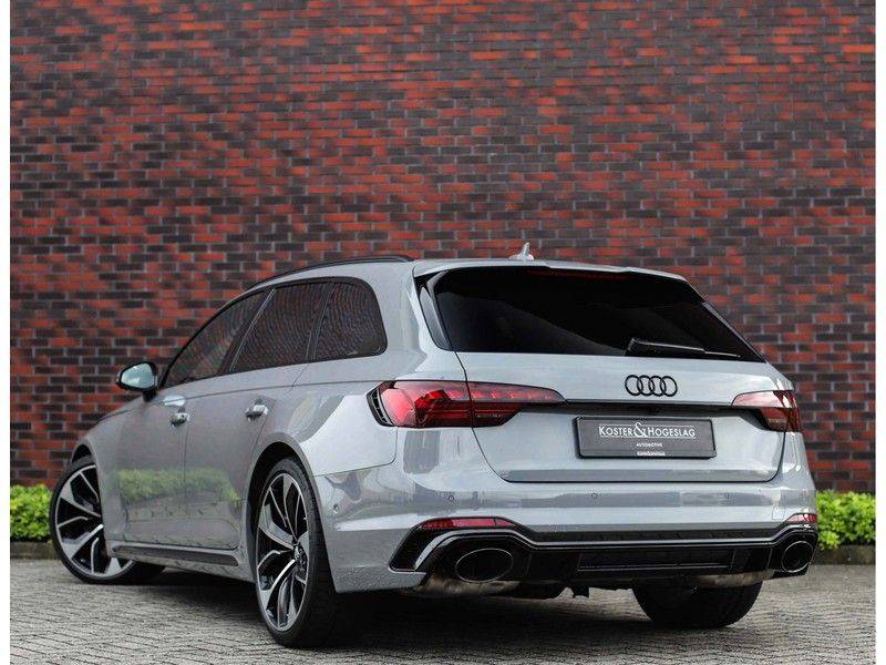 Audi RS4 Avant 2.9 TFSI *Carbon*Keramisch*HUD*B&O* afbeelding 3