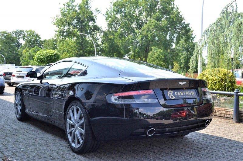 Aston Martin DB9 5.9 V12 afbeelding 4