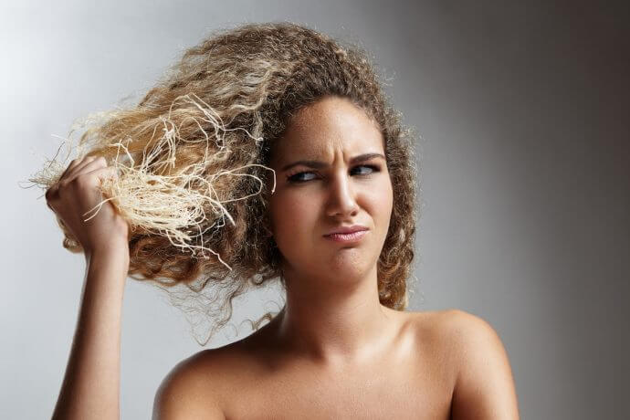 HOW TO HAIR: Straw Curls