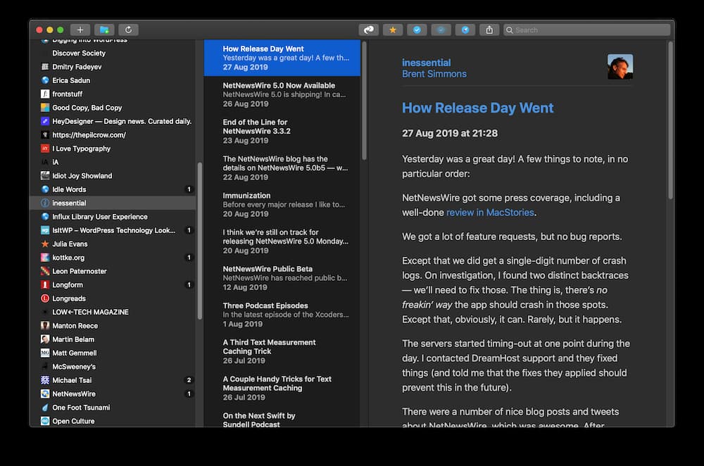 Screenshot of NetNewsWire with a 3 column layout.