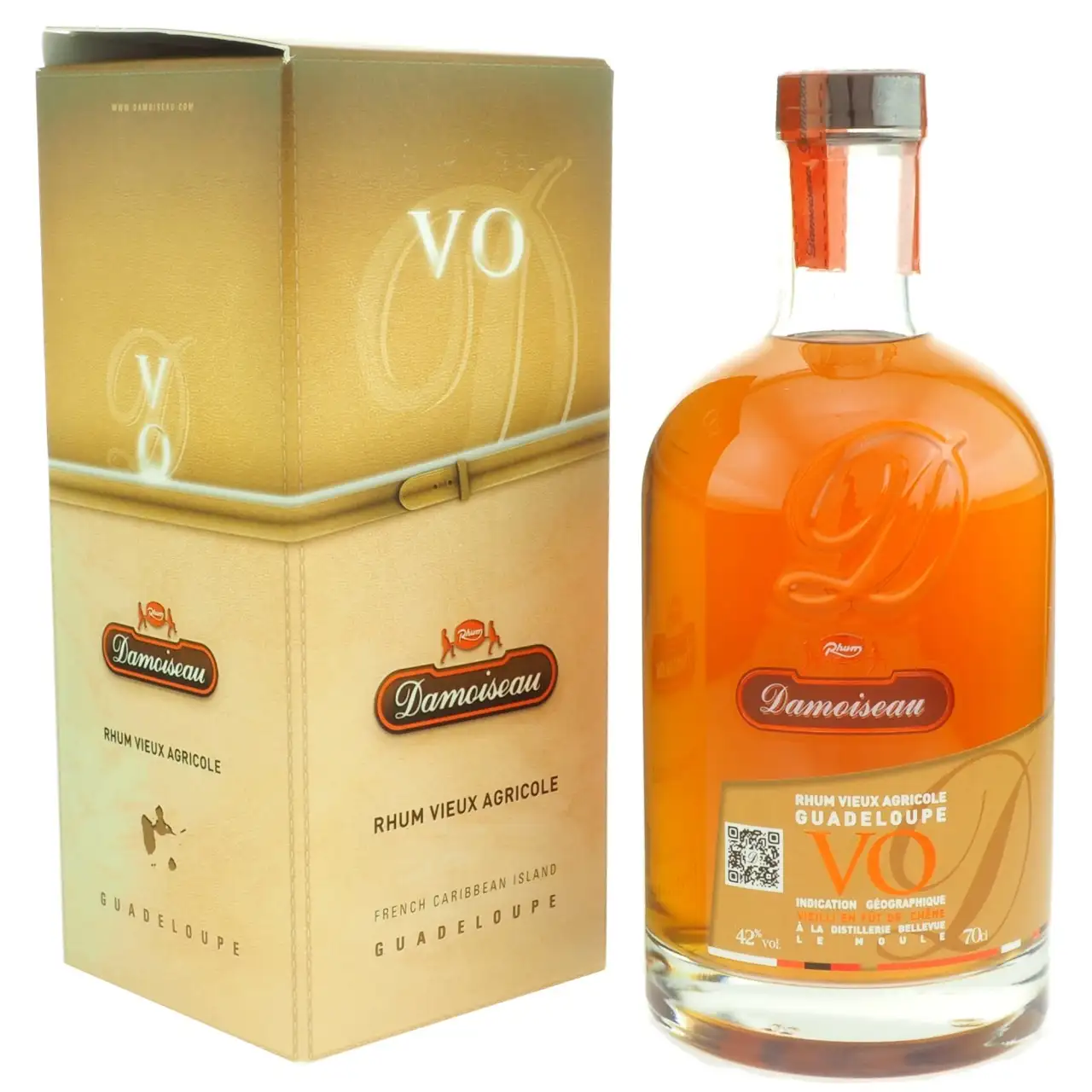 Image of the front of the bottle of the rum VO