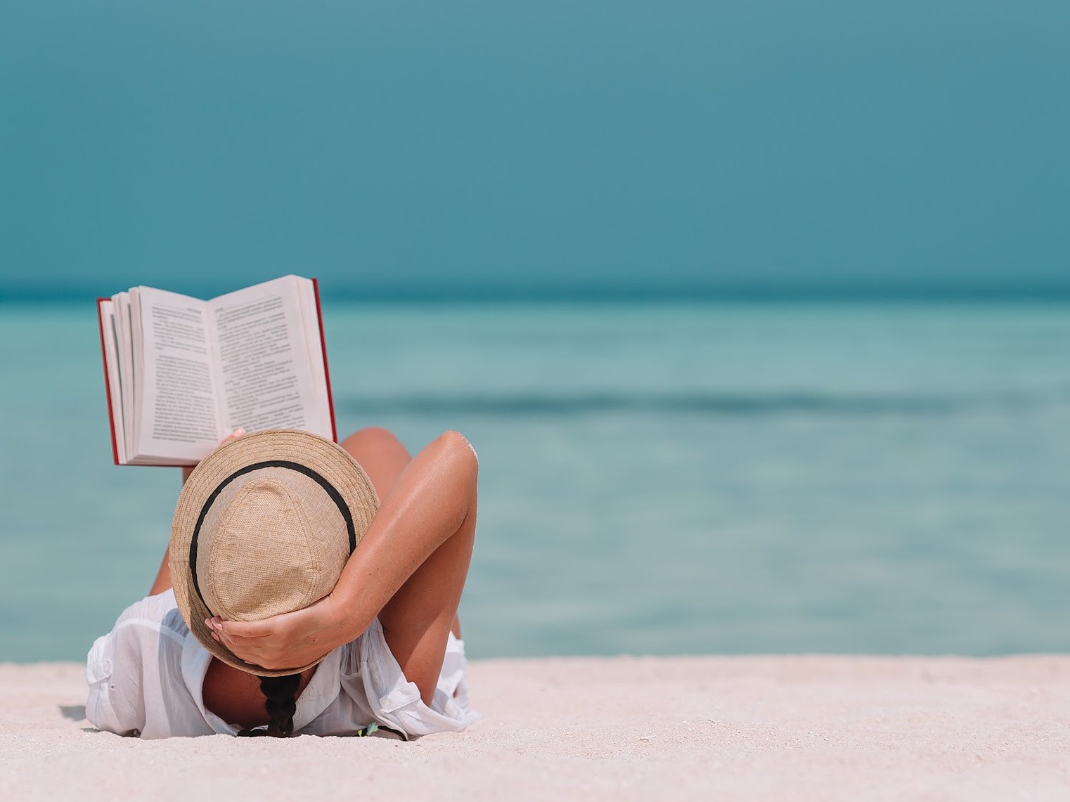 Holiday Reads: Luxury Villas with Literary Inspiration