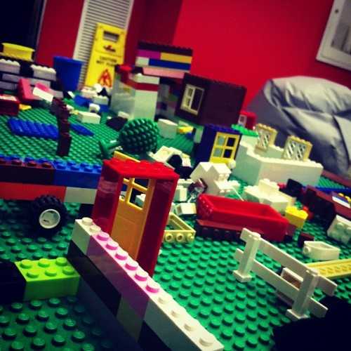 LEGO table