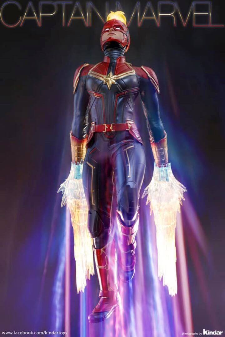 Hot Toys Captain Marvel