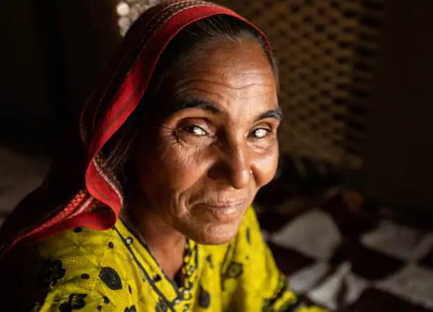 40 year old, Razia, is a beneficiary of Concern Worldwide's livelihood program that supports small scale entrepreneurs.
