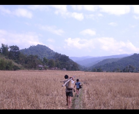 Laos Muang Ngoi Trekking 13
