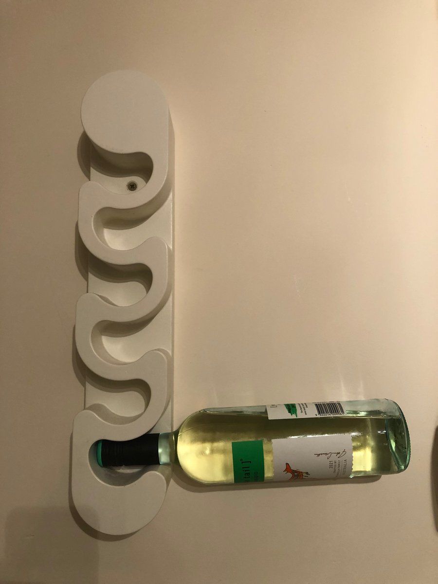 oh my god twitter doesn’t include alt text from images in their API