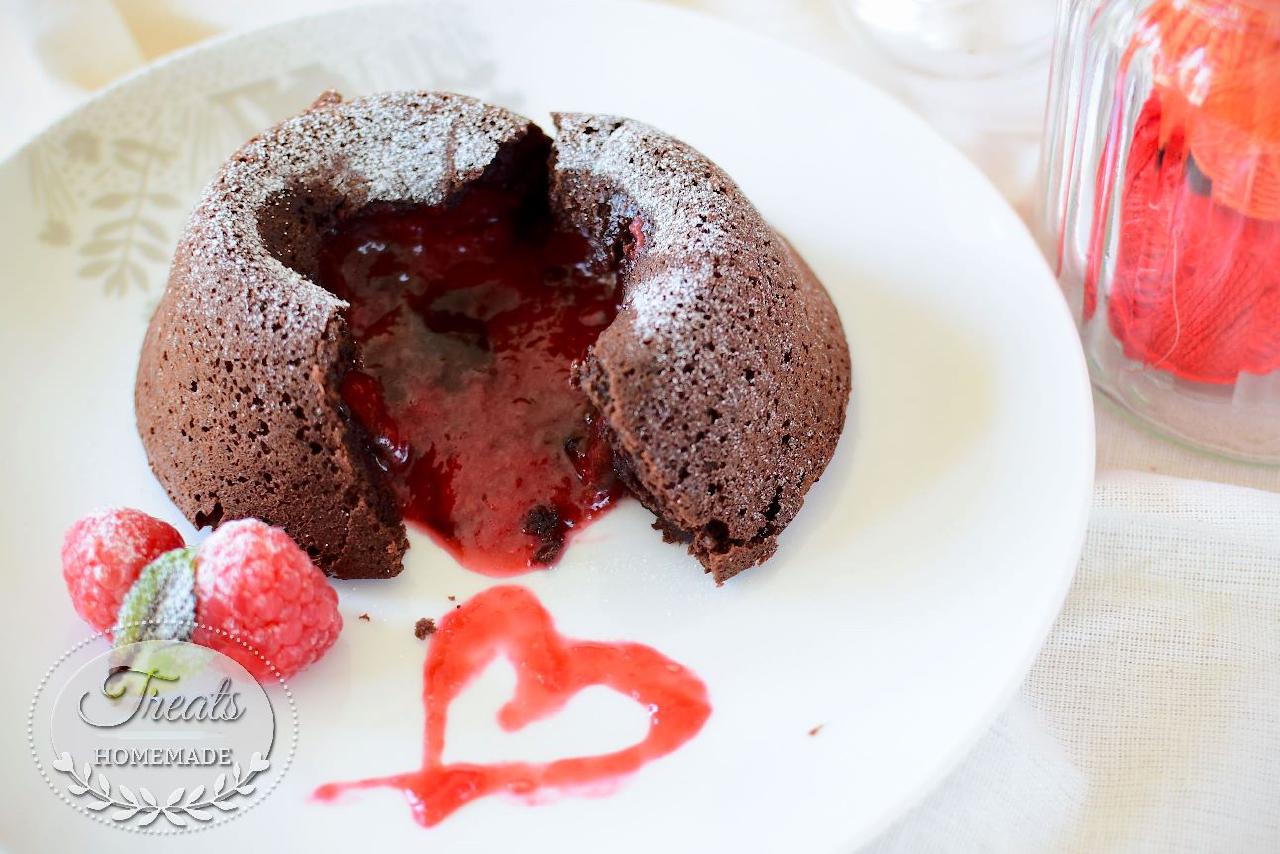 Molten Chocolate Cake - Treats Homemade