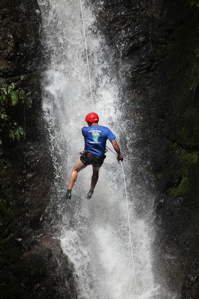 Canyoning Monteverde Costa Rica