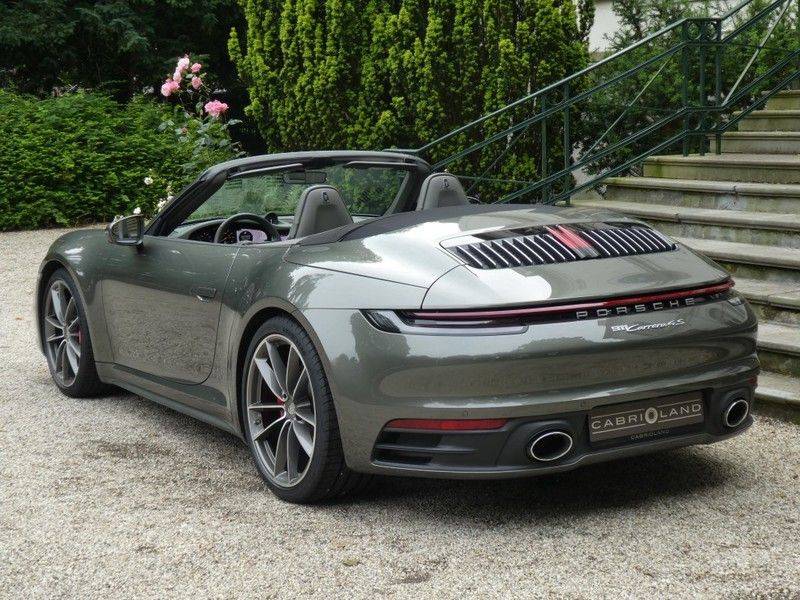 Porsche 992 Cabrio 3.0 Carrera 4S afbeelding 14