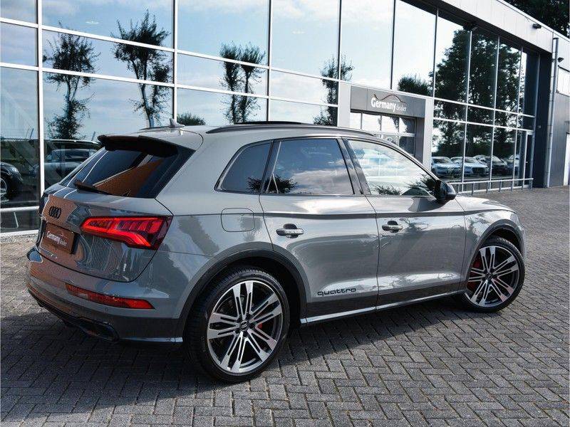 Audi SQ5 3.0TFSI 354pk Quattro Black Optic Lucht HUD Standk B&O Pano Ruitleder Tr.Haak ACC VOL! afbeelding 2