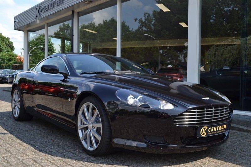 Aston Martin DB9 5.9 V12 afbeelding 2