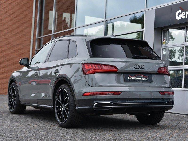 Audi Q5 2.0TFSI 252pk Quattro S-Line Lucht Black Edition Quantum! RS-Zetels Carbon Pano 360Camera 20-Inch afbeelding 8