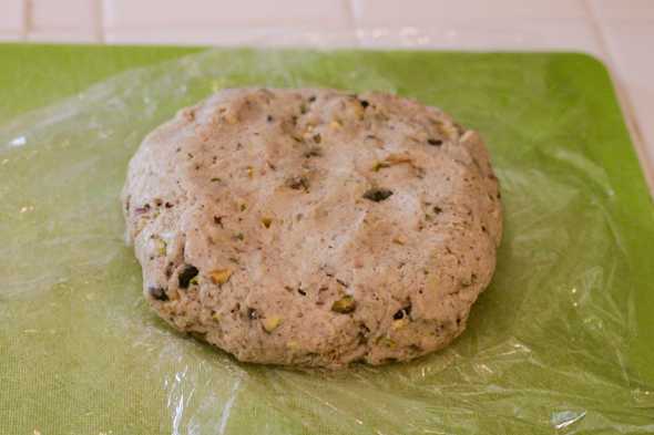 dough mound pre-cutting