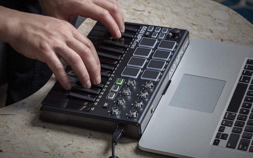 teclado midi mini 25 teclas con portatil