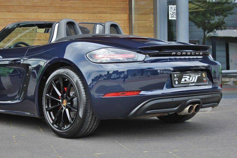 Porsche 718 Boxster S PDK 350pk **Navi/Leder/Verw.stoelen/19inch** afbeelding 6