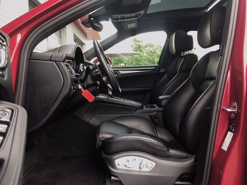 Porsche Macan 3.0 D S VERKOCHT 258PK, Sportchrono, Sport/design, Pano, 18 Way, Bose, Luchtvering, Sportuitlaat, PDLS, LMV'21 afbeelding 6