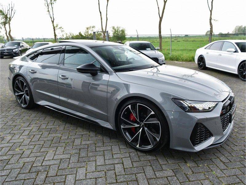 Audi RS7 Sportback 4.0TFSI 600pk Quattro Black Optic Laser-Led Softclose Head-Up Leder-dash RS-Zetels 22-Inch 360Camera afbeelding 5