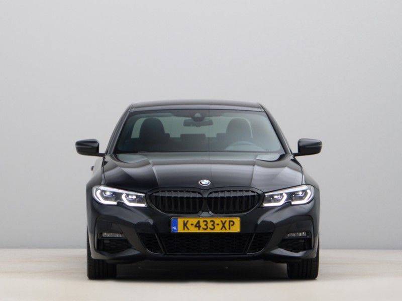 BMW 3 Serie 320e High Exe M-Sport Hybrid afbeelding 6