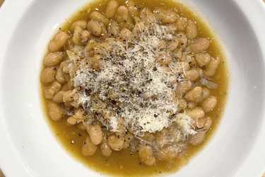 Simple cannelini beans