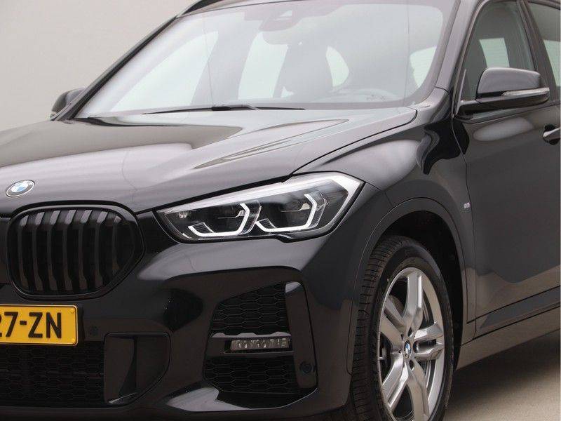 BMW X1 xDrive20i M Sport High Executive afbeelding 20