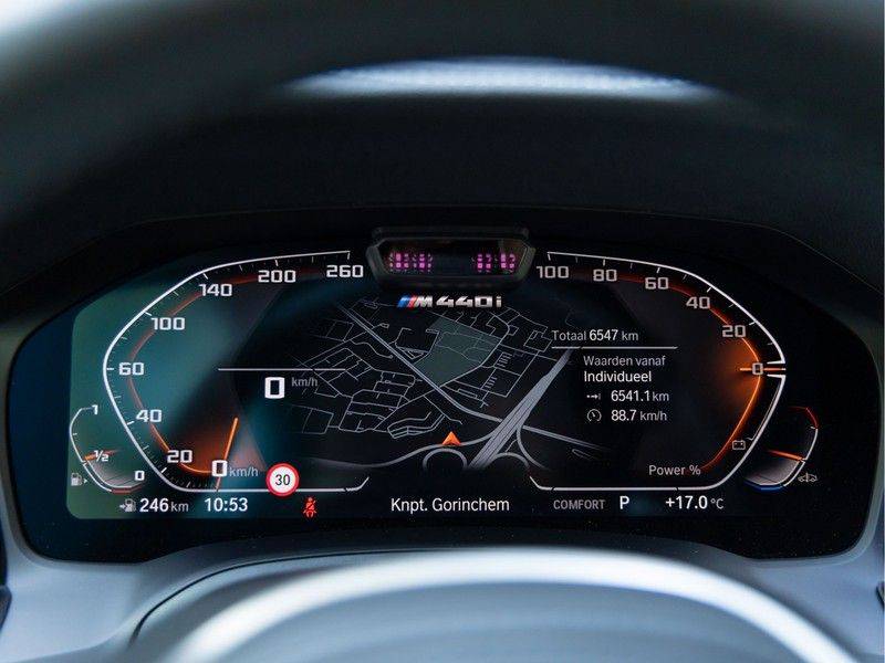 BMW 4 Serie Coupé M440i xDrive - High Executive - M-Remmen - Harman Kardon - Driving Ass Prof afbeelding 22