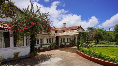Golf View | Colonial Bungalow in Kotagiri for sale, India