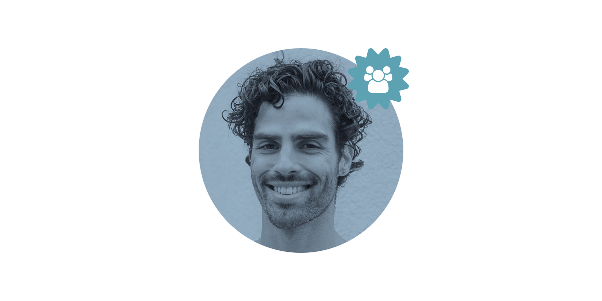 UX Design graduate Jesús Espuña smiling at the camera A UX design graduate smiling at the camera
