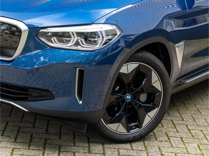 BMW iX3 High Executive - Direct Beschikbaar! afbeelding 7